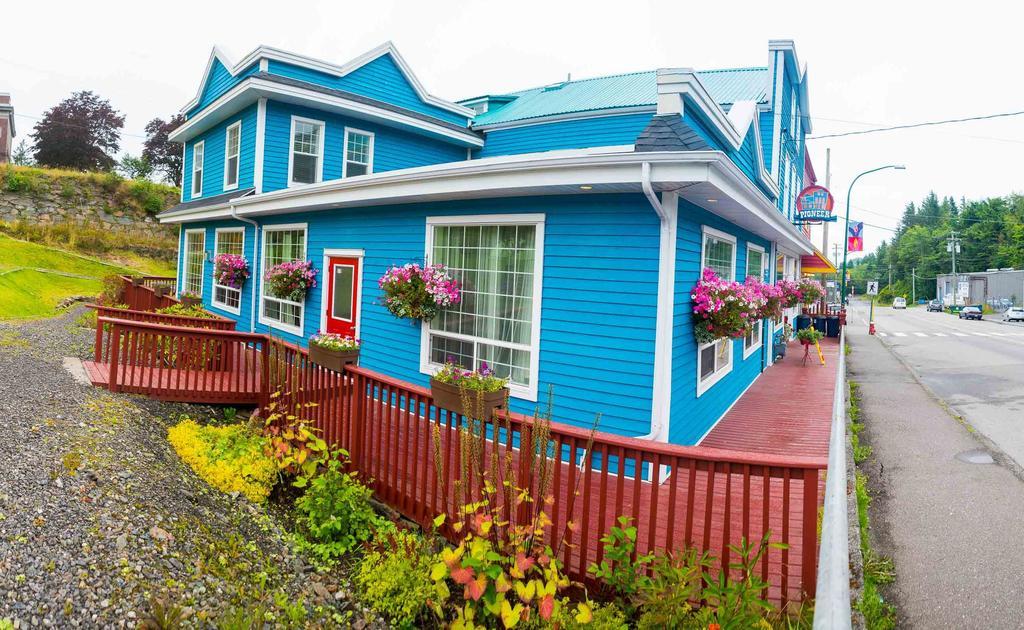 Pioneer Inns Prince Rupert Ngoại thất bức ảnh