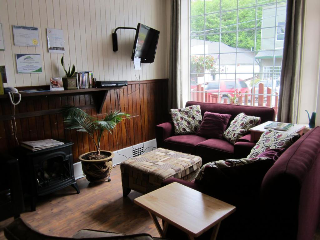 Pioneer Inns Prince Rupert Ngoại thất bức ảnh