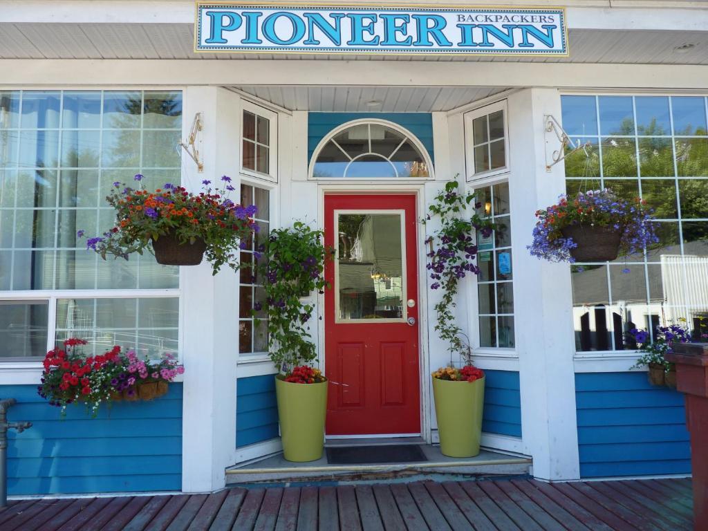 Pioneer Inns Prince Rupert Ngoại thất bức ảnh